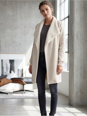 cupcakes & cashmere Cream‎ Teddy Jacket